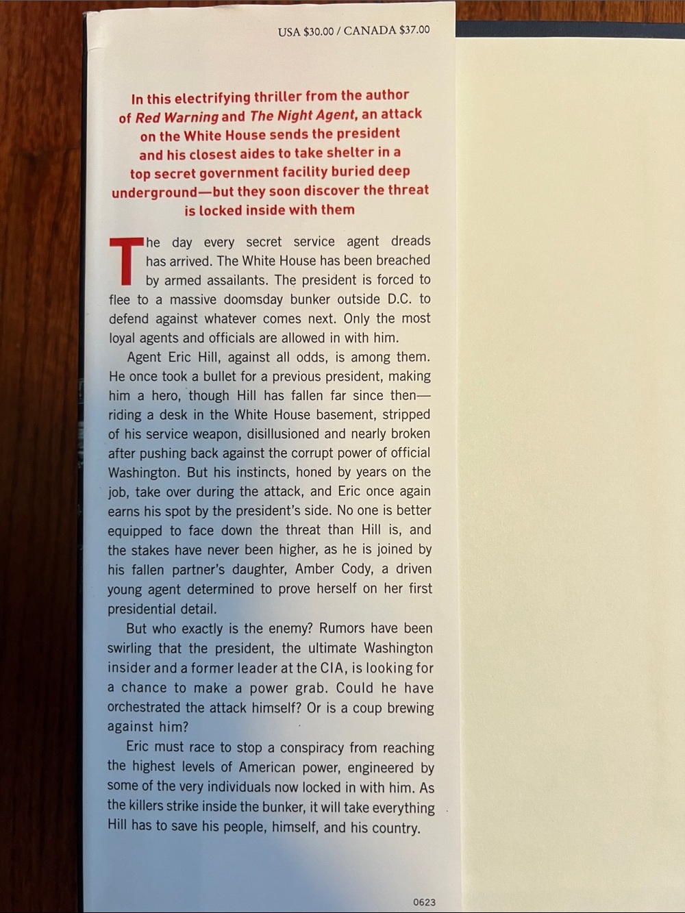 Inside Threat hardcover book by Matthew Quirk. Author of The Night Agent - Picture 3 of 6